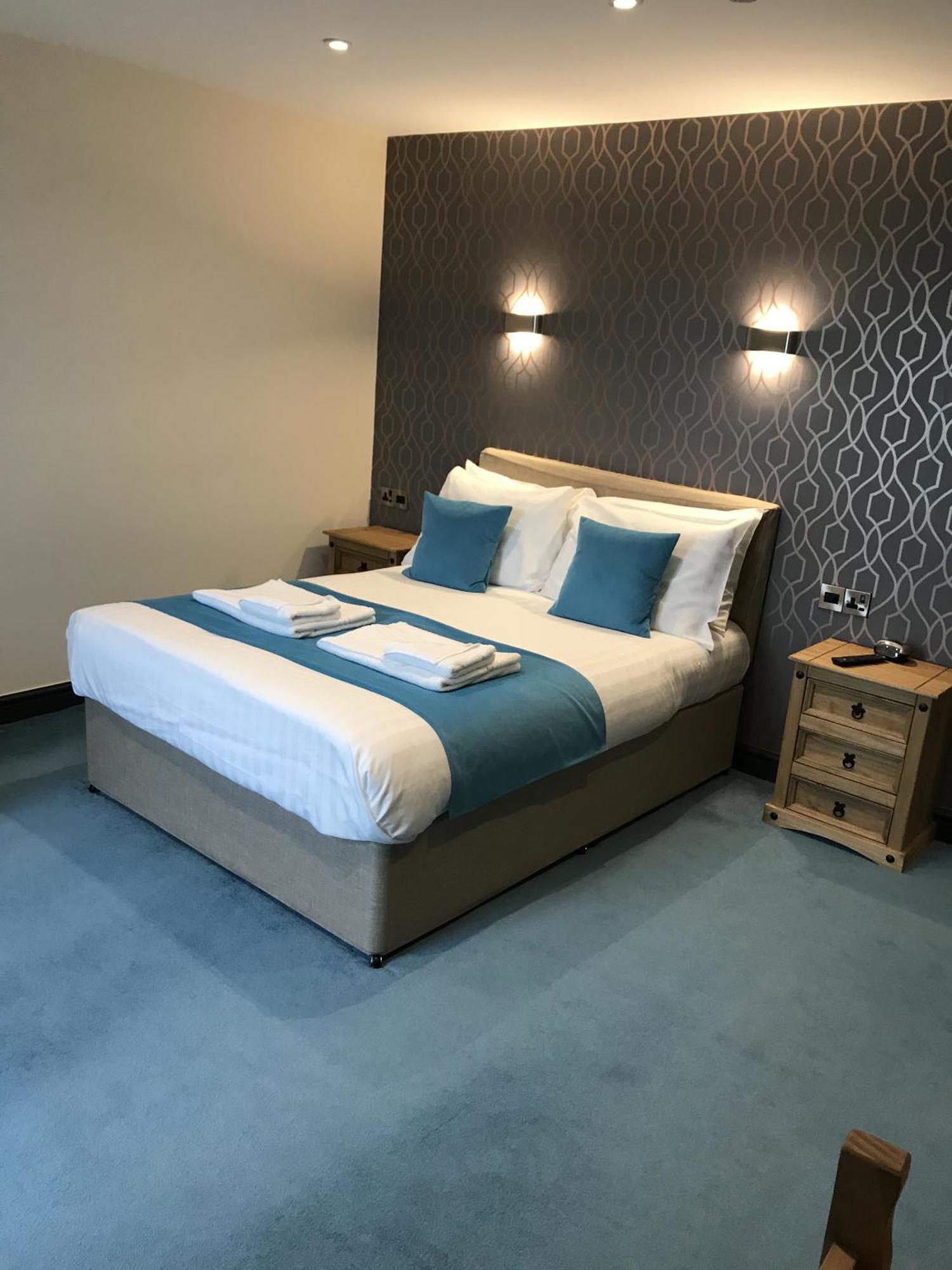 Barmouth Beach Club Room photo